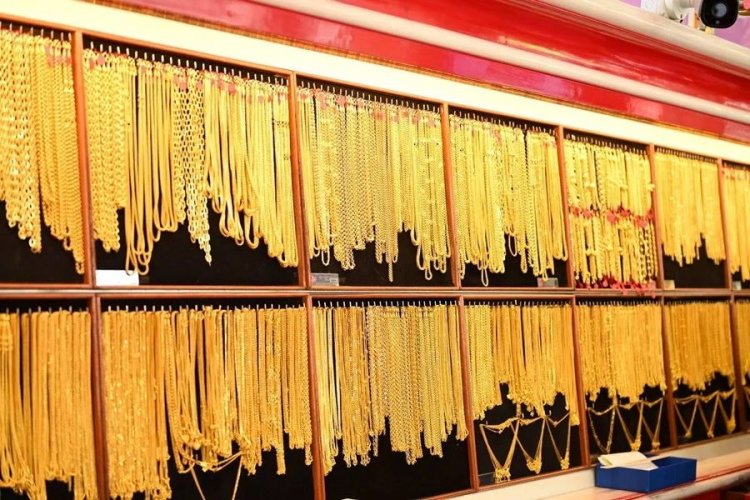 ทองคำร่วงหนักสุดในรอบ 43 ปี เทขายกระหน่ำหลังดอลลาร์ฯแข็งค่า