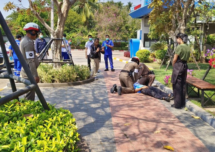 ตำรวจศรีสะเกษซักซ้อมช่วยชีวิตปชช.เป็นลมเตรียมพร้อมส่งรพ.กรณีฉุกเฉิน