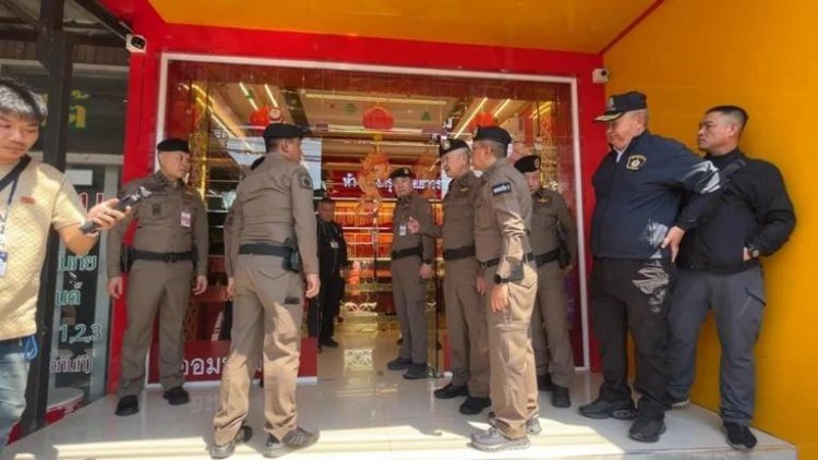 ตำรวจตั้งทีมไล่ล่าคนร้ายบุกชิงทองร้านดังขอนแก่น กวาด 26 บาทหนี