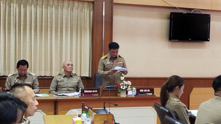 นายกอบจ.ปราจีนบุรี แถลงนโยบายลุยซ่อมแซมถนนหนทาง –ไฟฟ้าส่องสว่าง –บูมท่องเที่ยวแหล่งท่องเที่ยวดัง ลั่นขรก.ต้องได้โบนัสทุกปี