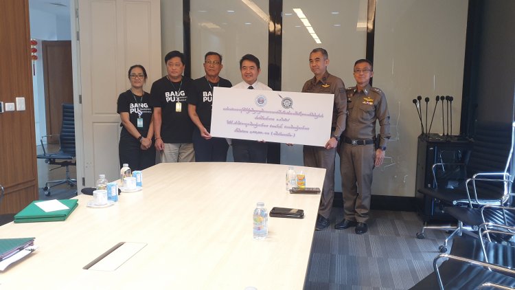 ทต.บางปูมอบเงินอุดหนุนให้กับสภ.บางปูและสภ.เมืองสมุทรปราการเพื่อทำโครงการแก้ไขปัญหายาเสพติด