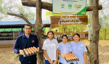 รร.ตชด.ค็อกนิสไทยฯ กับ “ไข่ไก่” มื้อกลางวันที่เด็กสร้างเอง
