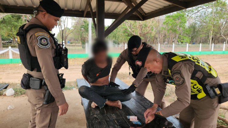 ตำรวจตามรวบหนุ่มแปลกหน้าตีเนียนร่วมวงดื่มสุราก่อนฉกรถหนีกลับบ้าน