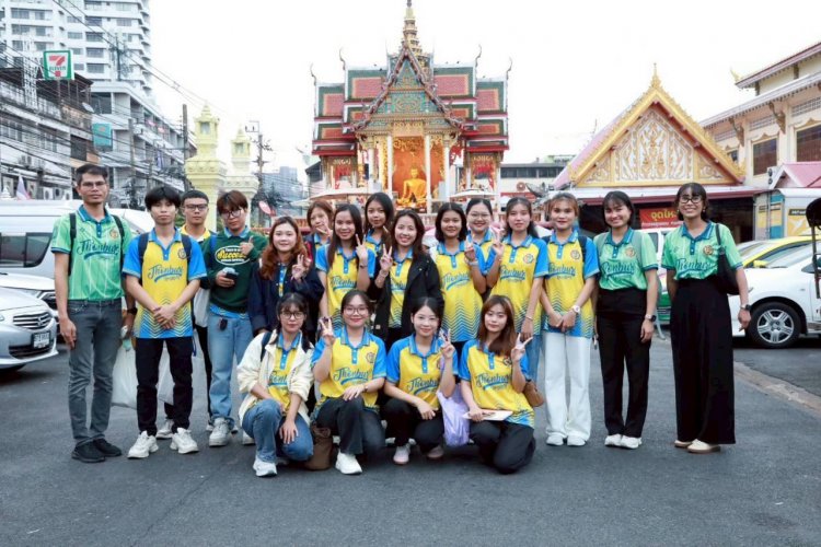 กลุ่ม UNITE Thailand ผนึกพันธมิตร จัดโครงการ “เยาวชนคนกล้าฝัน” สอนภาษาอังกฤษ-ศิลปะ ที่ รร.วัดไผ่เงินฯ เขตบางคอแหลม