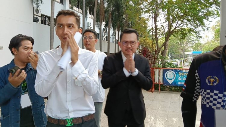 รอดคุก!ศาลให้ประกัน 'ชนนพัฒฐ์' วงเงิน 1 ล้าน ห้ามเดินทางออกนอกประเทศ