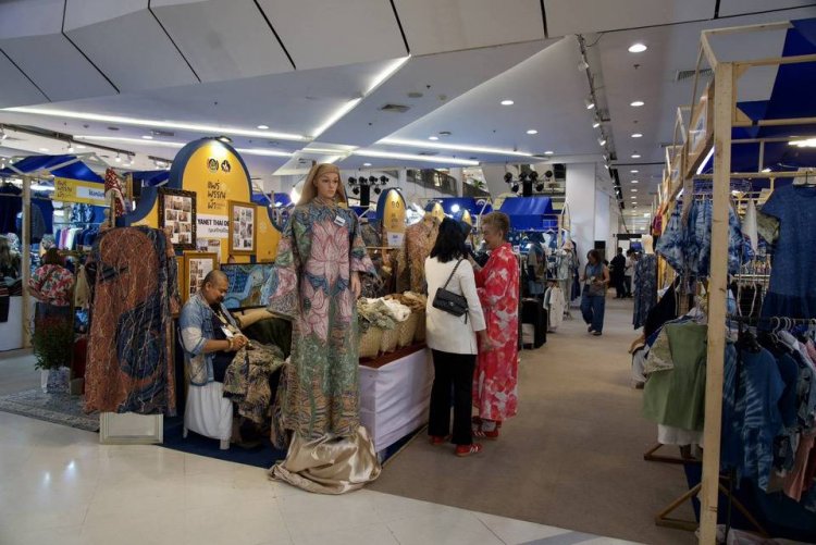 ขอนแก่น เปิดรันเวย์ “ผ้าแพร่” เชื่อมล้านนา–อีสาน ดันผ้าพื้นเมืองสู่ตลาดสากล