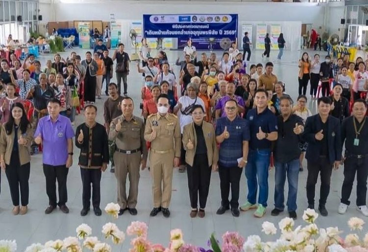 ศรีสะเกษเดินหน้าวิจัยยกระดับเศรษฐกิจชุมชน ใช้นวัตกรรมเพิ่มรายได้ครัวเรือน แก้จนอย่างยั่งยืน