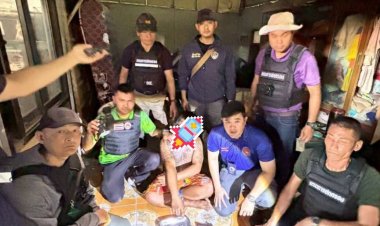 รวบหนุ่มขุขันธ์วัย 29 คาบ้าน! ยึดยาบ้า 256 เม็ด ปั่นสล็อต - พร้อมปืนเถื่อน เจอ 4 ข้อหาหนัก