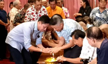 รวมน้ำใจคนลูกหนัง !!! ตบเท้ารดน้ำดำหัว ตำนานลูกหนังไทย
