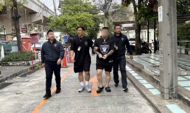 ตม.1 บุกจับกุมสมาชิกแก๊งคอลเซ็นเตอร์ชาวเกาหลีใต้หนีคดีหมายแดงคาร้านอาหารกลางกรุง