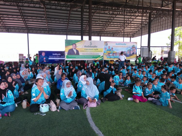 นราธิวาสระเบิดศึกกีฬาสามัคคีชุมชนสัมพันธ์ยะกัง1 ลั่น ถึง“คนละพรรค” แต่ เป็น “พรรคพวกกัน”