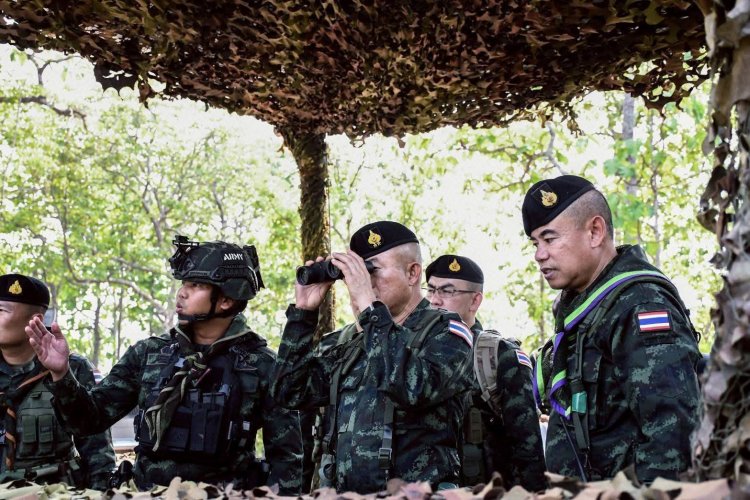 ผบ.กกล.นเรศวรลงพื้นที่เยี่ยมกำลังพลป้องกันชายแดนไทย-เมียนมา