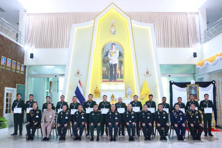 ผบ.นทพ.ปิดและมอบวุฒิบัตรการฝึกอบรมโครงการอันเนื่องมาจากพระราชดำริ รุ่นที่ 4 แก่กำลังพลกองทัพ สปป.ลาว