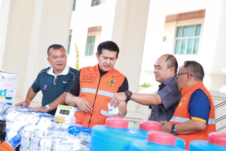 น่าน – ภาคเอกชน ร่วมสนับสนุนอุปกรณ์ดับไฟป่า แก้ปัญหาหมอกควันไฟและฝุ่น PM 2.5