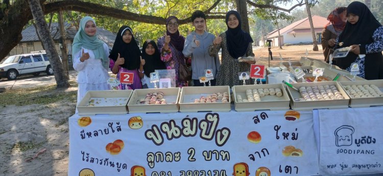 ไส้ทะลักทุกคำ อร่อยจนต้องเบิ้ล "ปังจิ๋ว"ราคาแจ๋ว 2 บาท 2 ชม.ขายเกลี้ยง  5 พันชิ้น โกย 1 หมื่นบาท