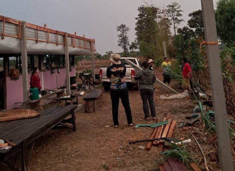 พายุฤดูร้อนถล่ม 2 อำเภออำนาจเจริญบ้านเรือนพัง 9 ครัวเรือน