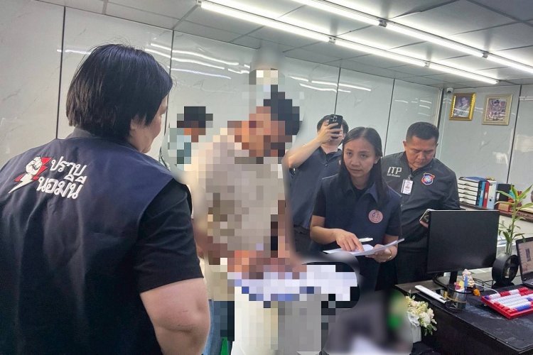 บุกจับบริษัททัวร์ย่านราชปรารภ “ไม่ทำประกันภัยนักท่องเที่ยว - ต่างด้าวทำงานผิดกฎหมาย”