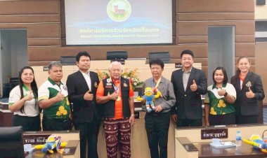 ศรีสะเกษไม่เป็นรองใครด้านการกีฬา!! พลังเยาวชนไทย คว้าชัยกีฬาแฮนด์บอล เวทีระดับชาติ “สุราษฎร์ธานีเกมส์”