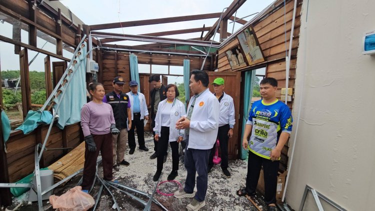 พายุถล่มเวียงสา บ้านพังยับกว่า 150 หลังคาเรือน ลมแรงซัดศาลาโรงเรียนปลิวไกล 50 เมตร เร่งสำรวจ-ช่วยเหลือด่วน