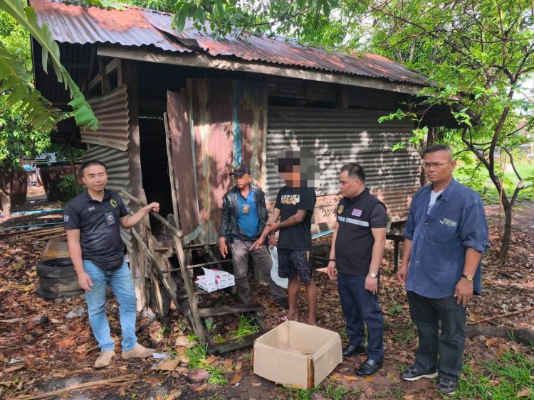 ตำรวจอำเภอขุนหาญเปิดยุทธการ 238 พิทักษ์นครลำดวน”จับ 2หนุ่มสร้างตัวยึดบุหรี่เถื่อนเพียบ