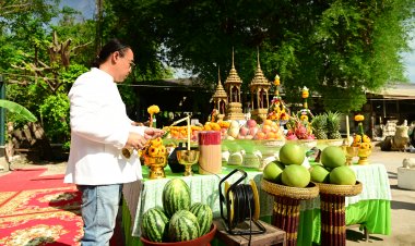 "หงส์ไทย"จัดพิธีเททองหล่อ “พระพุทธลีลาปางประทานพร”องค์ที่ 5 -6 พร้อมพิธีบวงสรวงเทพไท้เทวา