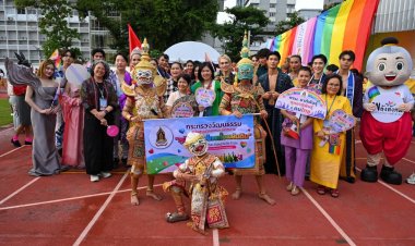 “นฤมิตไพรด์” สะบัดธงไพรด์สีรุ้งขนาดใหญ่ยาวกว่า 500 เมตรเฉลิมฉลอง Pride Month