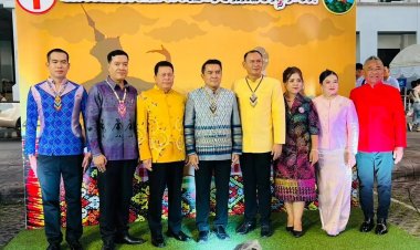 อลังการ!แฟชั่นโชว์ผ้าไทย “พัสตราภรณ์ ตระการตา ล้ำค่าผ้าถิ่นเมืองลุง”เพิ่มมูลค่าศก.ฐานราก
