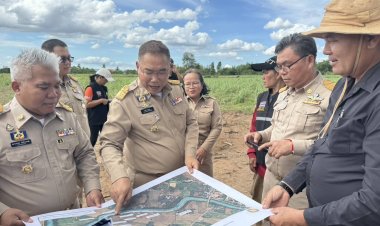ผู้ว่าฯ ชัยภูมิลงพื้นที่สำรวจ สร้างพนังกั้นแม่น้ำชีเพิ่ม 600 เมตร ป้องกันน้ำท่วมซ้ำซาก 2 อำเภอ