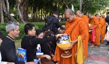 " เทศบาลตำบลกำแพง ร่วมโครงการรณรงค์แต่งกายด้วยผ้าไทยและผ้าพื้นเมือง "