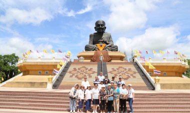 ก๊วนเพื่อนวัยเก๋า ชวนเที่ยว กราบสักการะพระร่วงโรจนฤทธิ์ ไหว้หลวงปู่ทวด วัดห้วยมงคล ประจวบบคีรีขันธ์