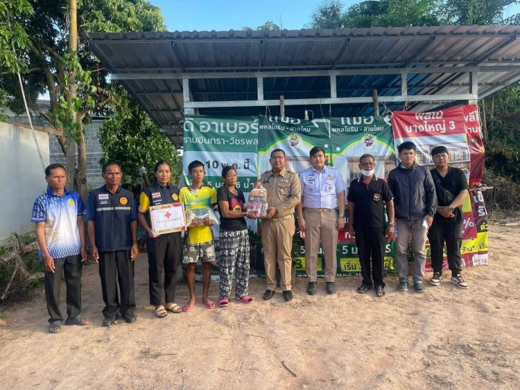 นายอำเภอขุขันธ์ ลุยเรือนชานชุบชีวิตสุดรันทด! หญิงขุขันธ์ เลี้ยงลูกพิการ