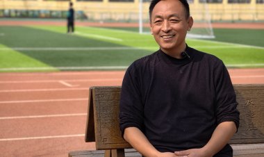 ศาสตราจารย์ชาวจีนผู้ลงพื้นที่ปฏิบัติงานในหมู่บ้านชนบทกรุงปักกิ่ง
