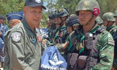 ส่งกำลังใจสู่แนวหน้า!ผช.ผบ.ทอ.ลุยเขาสัตตะโสม มอบสิ่งของ บำรุงขวัญทหารกล้าตรึงชายแดนศรีสะเกษ
