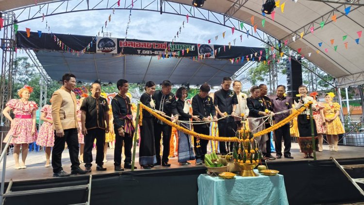 ผู้ว่าฯศรีสะเกษเปิดงานเทศกาลผลไม้และของดีศรีขุนหาญ ประจำปี 2569 ครั้งที่ 24