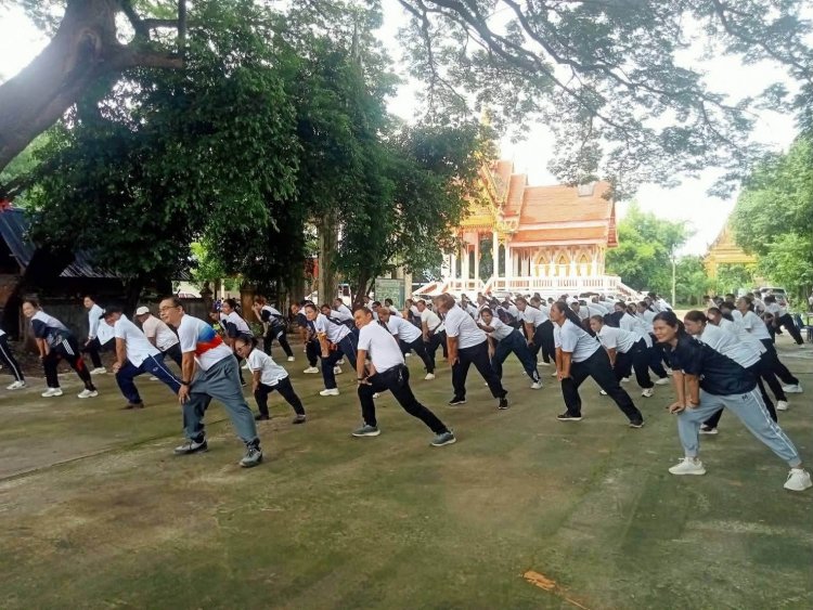 ชวนคนโนนคูณขยับกาย! ร่วมกิจกรรม “ก้าวไปกับผู้ว่าฯ ดูแลสุขภาพไปด้วยกัน” สร้างสุขภาพดีทั้งอำเภอ พร้อมสะสมแคลอรีผ่าน CCC