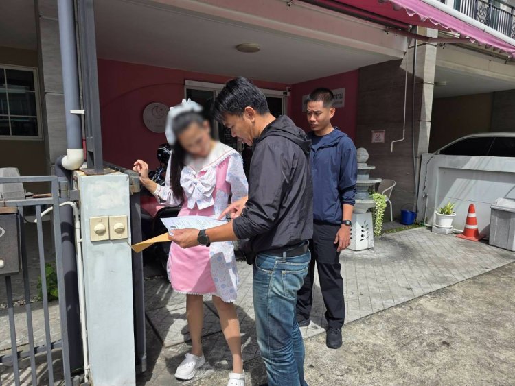รวบสาวอดีตผู้จัดการคลินิกความงาม  แอบลักเงินสดค่าบริการลูกค้านานกว่า 1 ปี กว่า 4 แสนบาท