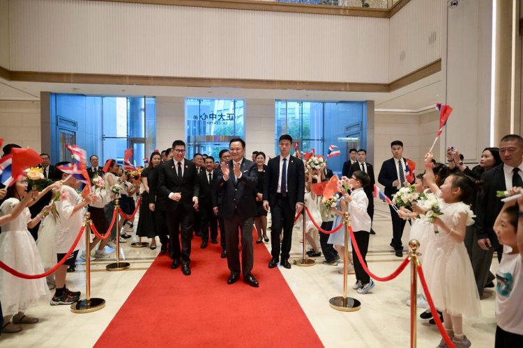 ‘อนุทิน’ เยือนอาณาจักรซีพีกลางปักกิ่งชูโมเดลนักลงทุนไทยรายแรกในจีนเร่งปั้นโอกาสธุรกิจยุคใหม่