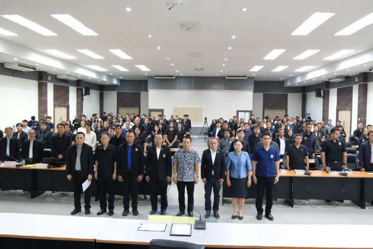 ผู้ว่าฯชัยนาท เปิดเวทีปัจฉิมนิเทศ ปรับปรุงใหญ่โครงการส่งน้ำเจ้าพระยา รอบ 69 ปี เพิ่มมั่นคงน้ำลุ่มเจ้าพระยา