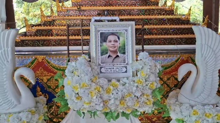 ลูกเลี้ยงโมโหพ่อเลี้ยงบ่นเรื่องล้อจยย.คว้ามีดแทงเจ็บสาหัสไปสิ้นใจที่รพ.กันทรลักษ์